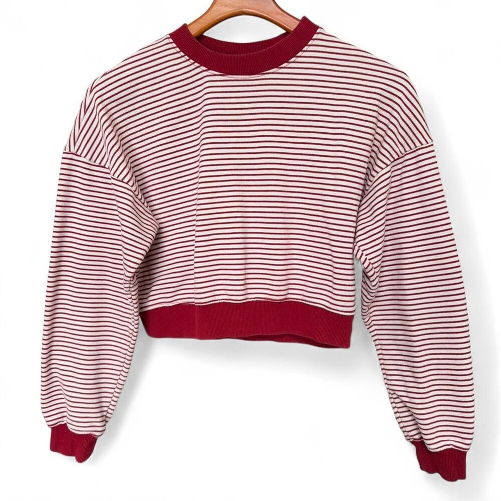 Forever 21 red and white striped crew neck cropped sweatshirt size M